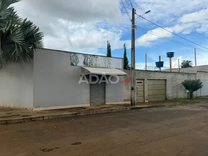 CASA 3/4 COM SALA COMERCIAL- JARDIM UIRAPURU - GOIANIRA Casa de Rua com 3 Quarto(s) e 2 ba