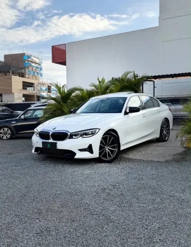 BMW 320I A Modern/sport TB 2.0/a.flex 16V 4P 2022