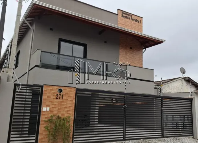Casa Sobreposta Alta 2 Quartos à Venda em Melvi, Praia Grande