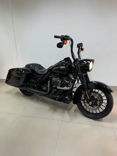 Seminova - Harley Davidson Road King Special FLHRXS