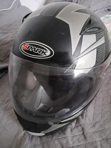 Capacete