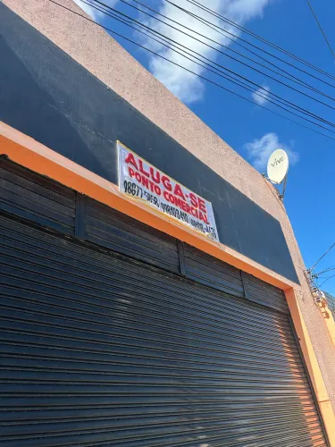 Galpão Comercial 300m² em Frente à Faculdade - Excelente Localização