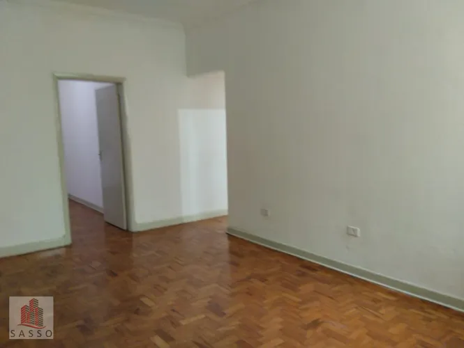 Alugo apartamento no Belém.