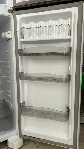 Geladeira Smaltec 276L modelo RCD34