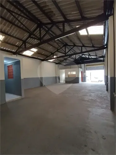 GALPÃO INDUSTRIAL À VENDA PINDAMONHANGABA/SP