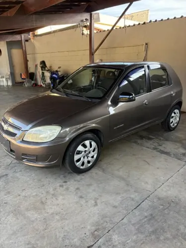 Chevrolet Celta Advantage 1.0 8V Flexpower 5P 2014