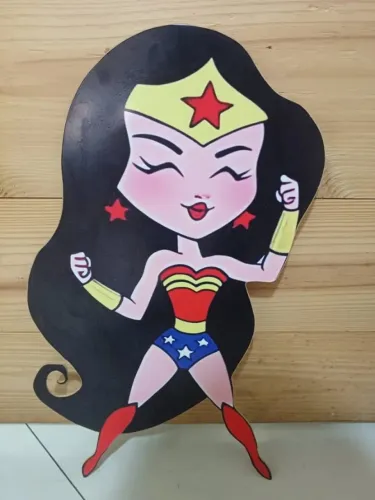 Display MDF Mulher-Maravilha - Decorativo para Vitrine e Festa