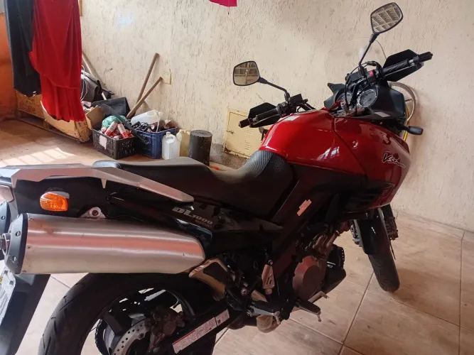 Vende se ou troca se por moto menor cilindrada obs lander xre ou cb X 500