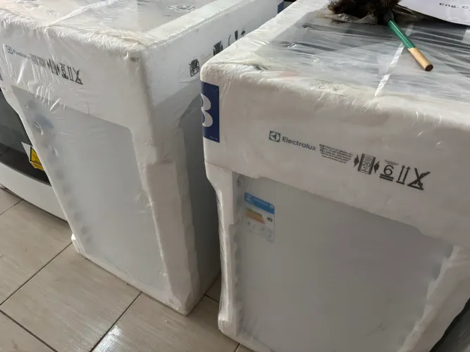 Máquina de lavar Electrolux 13 kilos nova na caixa