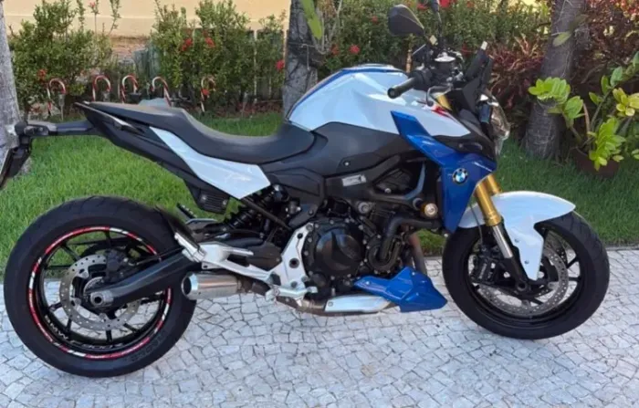 BMW F900R Sport Plus