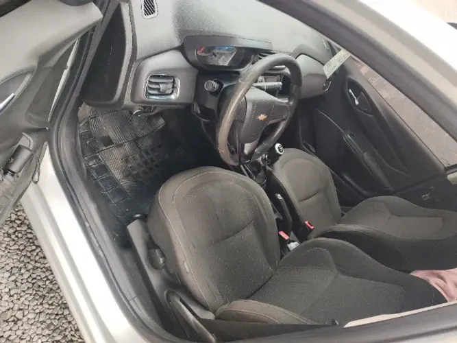 Chevrolet Onix Hatch LT 1.0 8V Flex Power Mec. 4P 2014