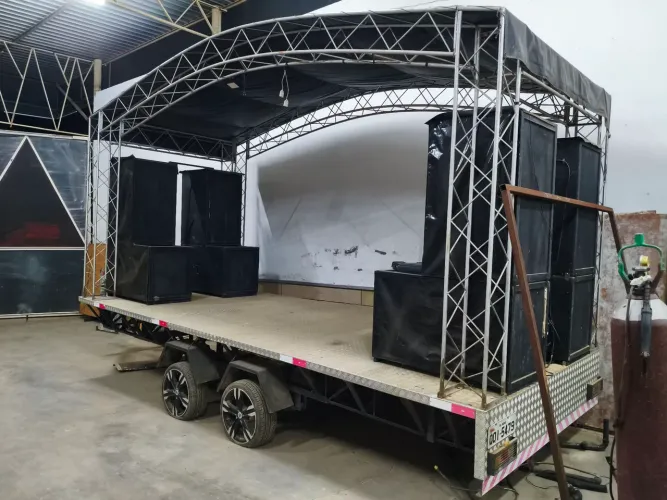 Palco movel com som
