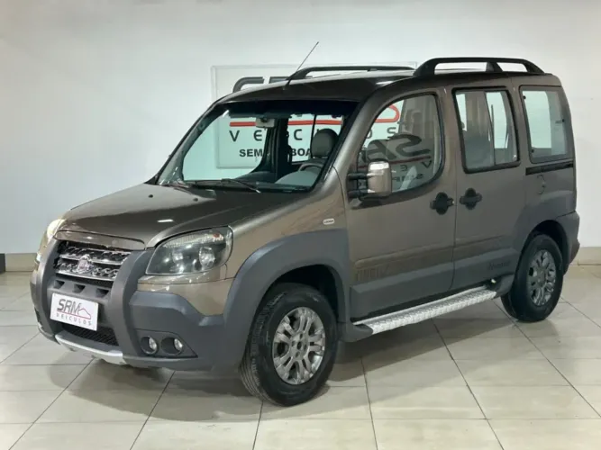 Fiat Doblo Essence 1.8 Flex 16V 5P 2013