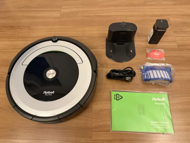 Robô aspirador iRobot Roomba 690