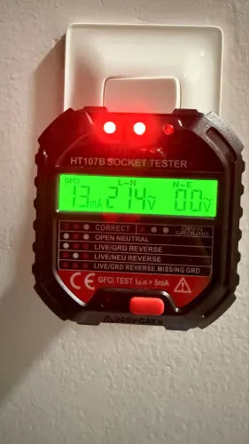 Testador de tomada de energia Habotest