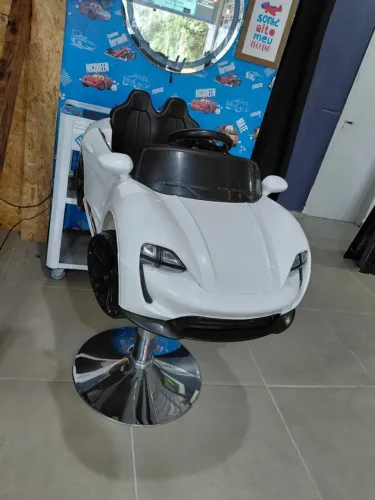 Cadeira infantil barbearia 