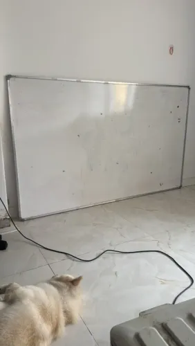 Doação de quadro branco