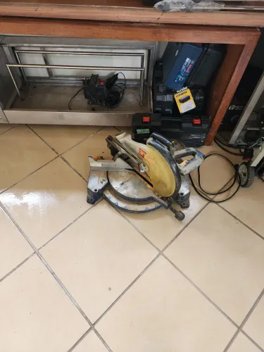 Serra meia esquadria ryobi