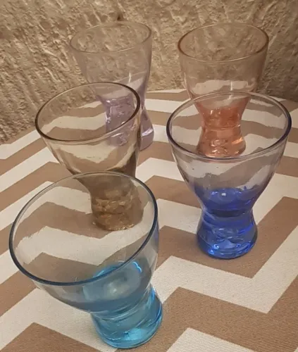 Conjunto de taças para licor