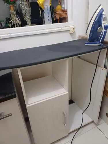 Mesa de passar roupa