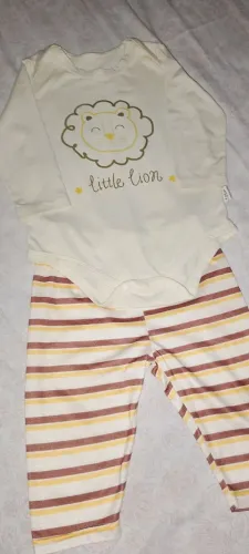 Lote de calça tipo mijão menino