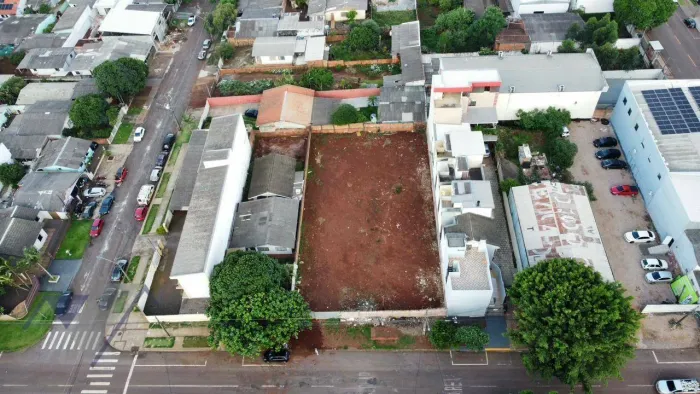 Terreno à venda, 1024 m² por R$ 1.990.000,00 - Claudete - Cascavel/PR
