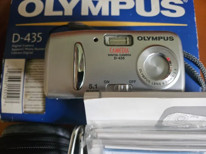 Camera fotográfica olympus
