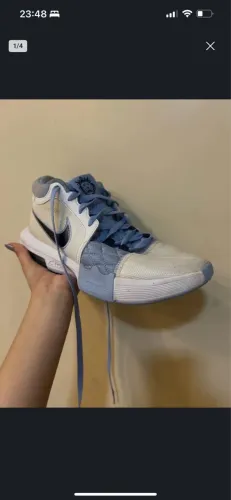 Tênis Nike LeBron Witness VIII Azul/ Branco - Tam. 44 - Semi Novo -
