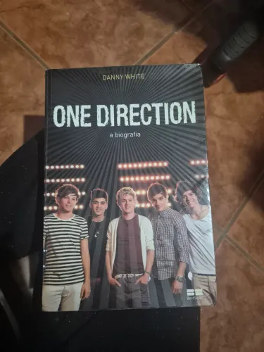 Biografia one direction Danny white