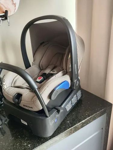 Bebê Conforto Maxi-Cosi Citi Luxe com Base Veicular - Estado de Novo