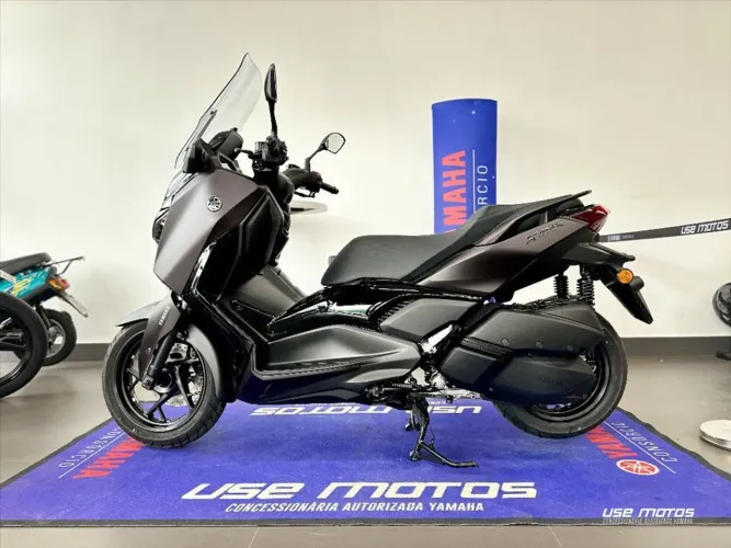 YAMAHA XMAX 300 CONNECTED ABS