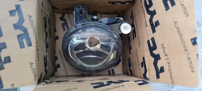 FAROL DE MILHA  - AUDI - VW E  OUTROS