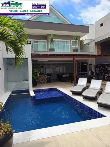 Casa Triplex 3 suítes Cond. Art Life Recreio dos Bandeirantes RJ