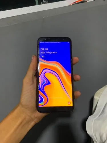Samsung Galaxy j4+