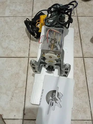 Motor para porta de enrolar