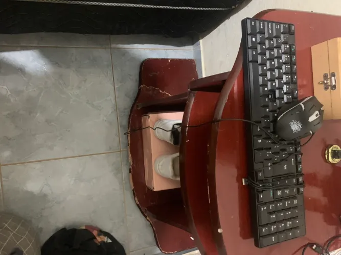 Mouse e teclado semi novo