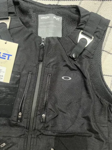 Colete oakley