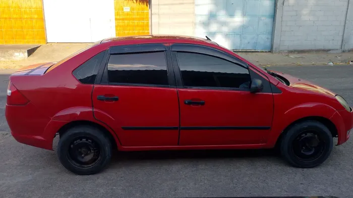 Ford Fiesta Sed. 1.6 8V Flex 4P 2005