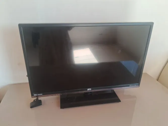 TV 32"