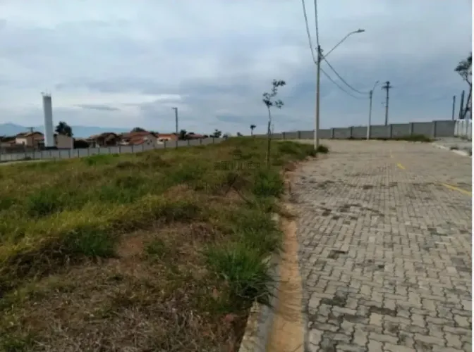 Terreno - Terras Altas - Jardim Maria Cândida - Caçapava - 374m².