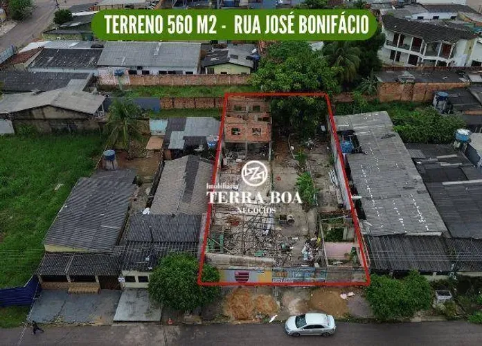 Terreno 560 m² - Bairro Pedrinhas