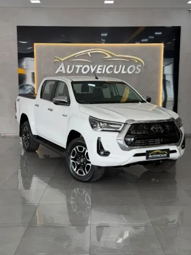 Toyota Hilux CD SRX 4X4 2.8 TDI 16V Diesel Aut. 2021