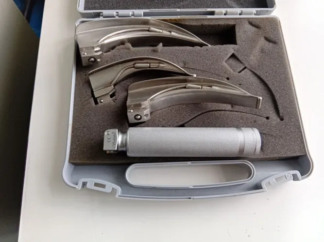 Kit laringoscopico Sololite