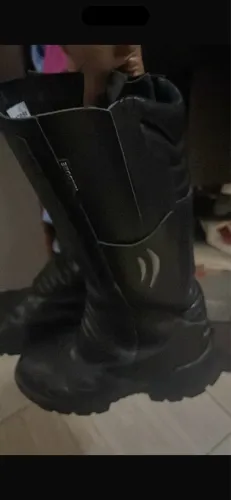 Bota de bombeiro civil