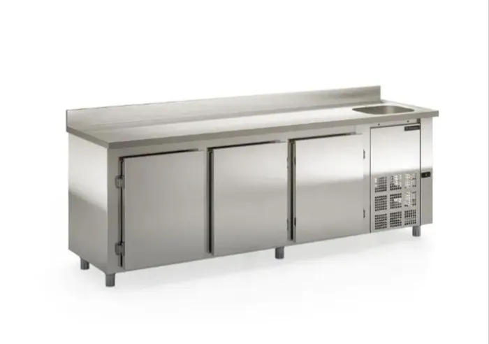 NZ. Balcão de serviço refrigerado inox com pia lado direito 2,50m Venâncio