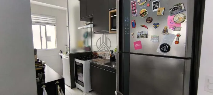 Apartamento à venda, no Pátio Home Resort, Areão, com 3 quartos, 68m²