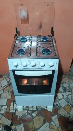 Fogão 4 bocas com automático