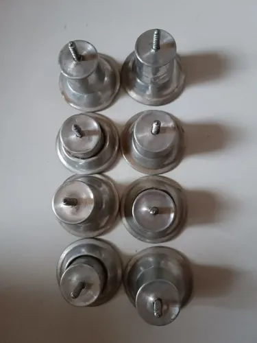 8 Pés para Sofá / Cama Box com Rosca - Resistentes