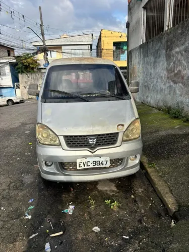 Hafei Towner Furgão 1.0 8V 48cv 5P 2011