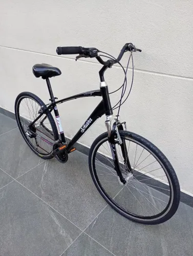 Bicicleta Schwinn Chicago aro 700